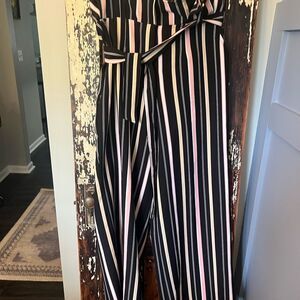 New York & Co 7th Avenue striped belted paper bag dress pants. Size 14.